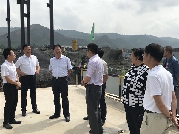 市人大常委會黨組副書記、副主任樊文浩一行調(diào)研泓源公司項目建設(shè)情況(圖2)