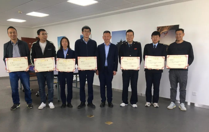 市產(chǎn)投集團(tuán)團(tuán)委舉辦“慶五一、迎五四”球類聯(lián)誼比賽(圖3)